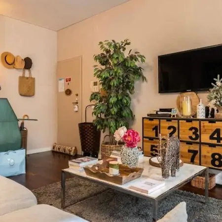 Bella's Charming At Trendy Chiado Apartamento Lisboa